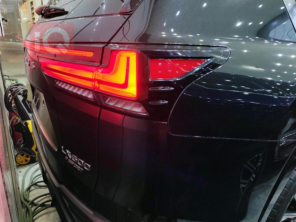 Lexus LX